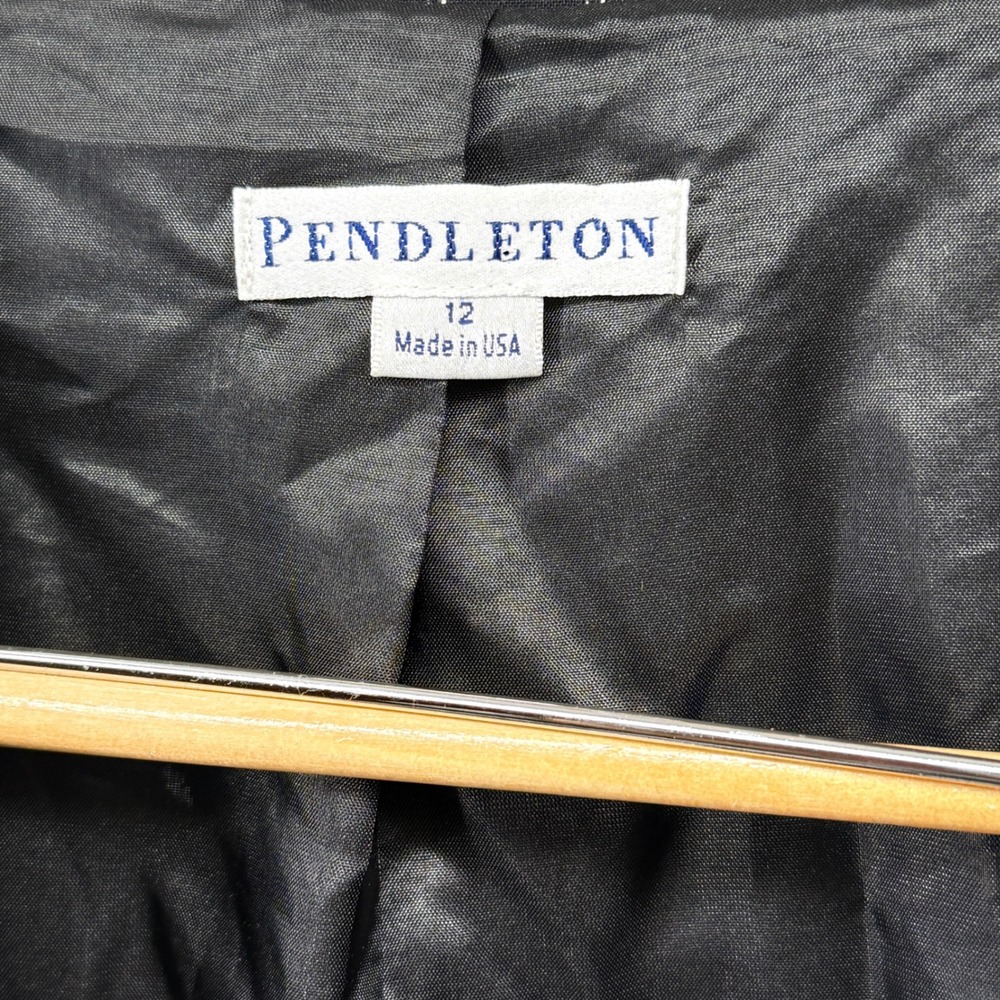 Beautiful and lightweight Wool Pendleton Pinstripe blazer/jacket Size 12 - Picture 2 of 12